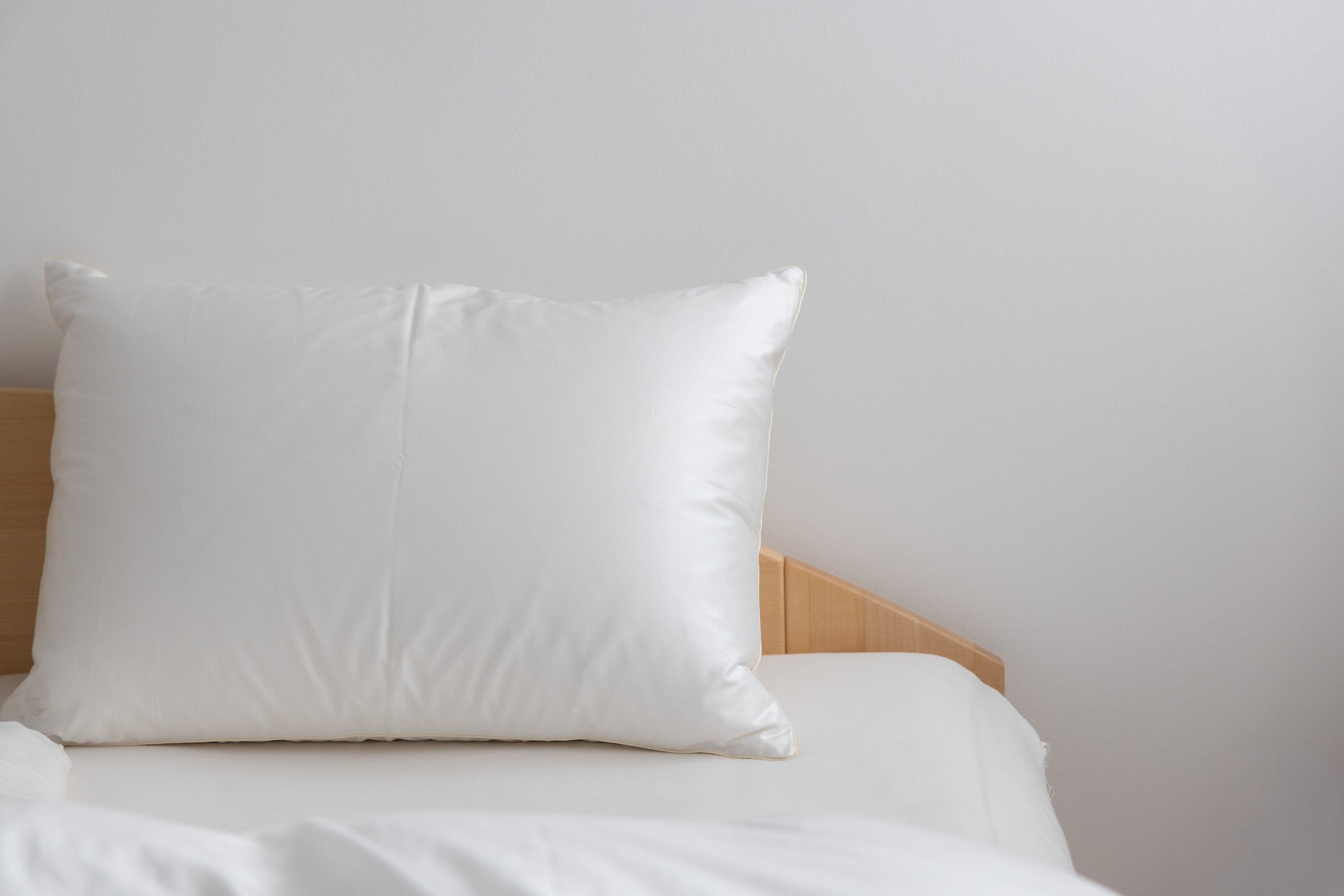 枕カバー Glossy(グロッシー)